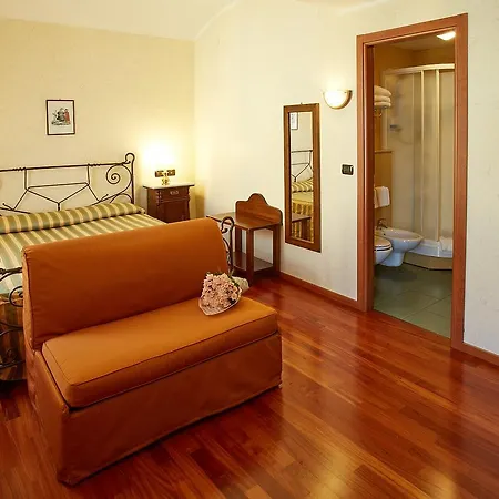 Liberty Hotel 3*